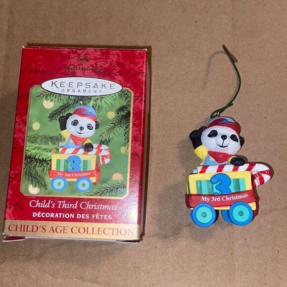 Hallmark 2000 Child’s Age Collection Child’s Third  Christmas Ornament in Box - Picture 1 of 7